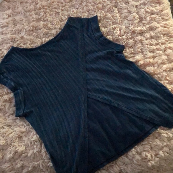 Cloth & Stone - Picture 1 of 5